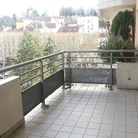 Apartment Beau Studio, Terrasse Et Garage *
